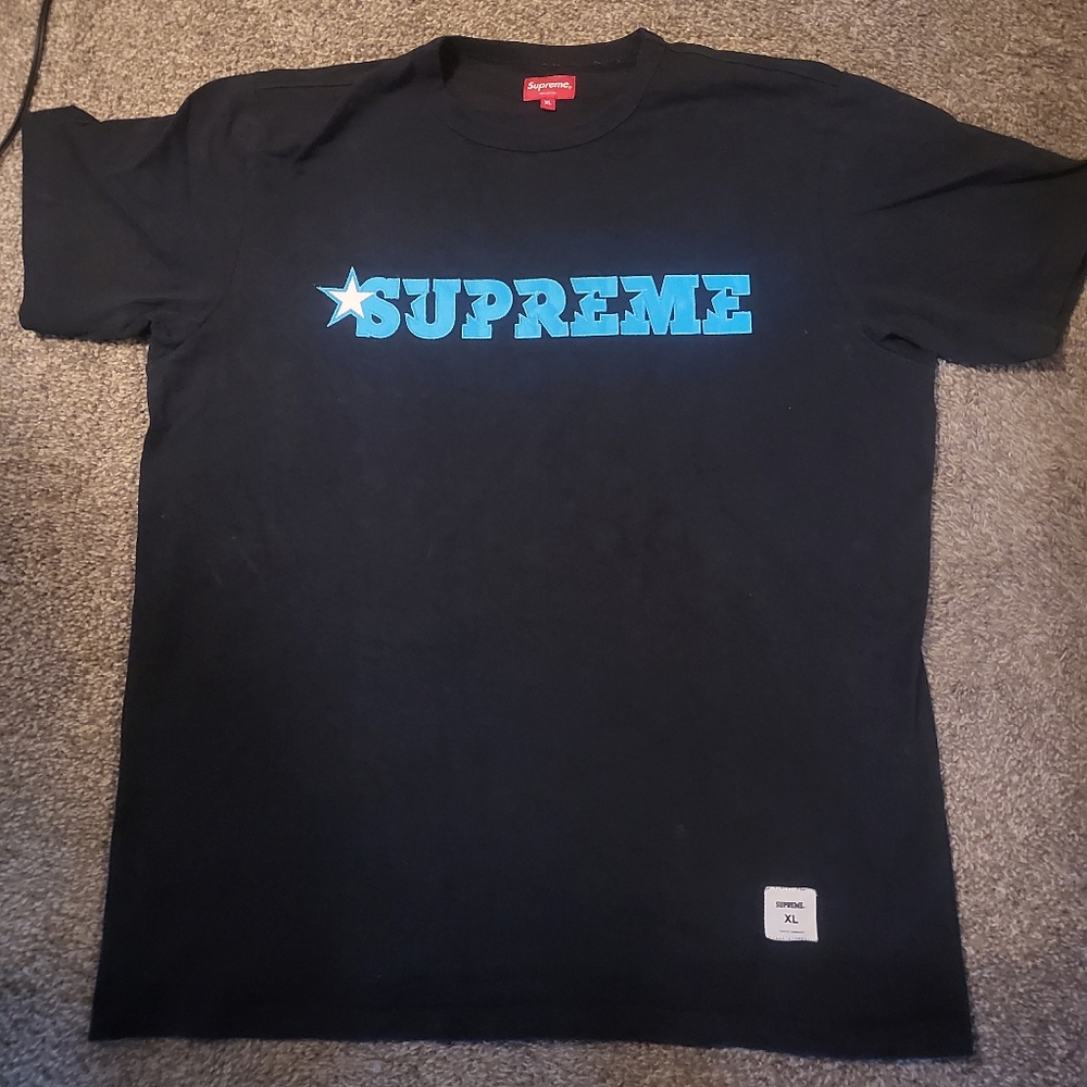 Supreme tee
